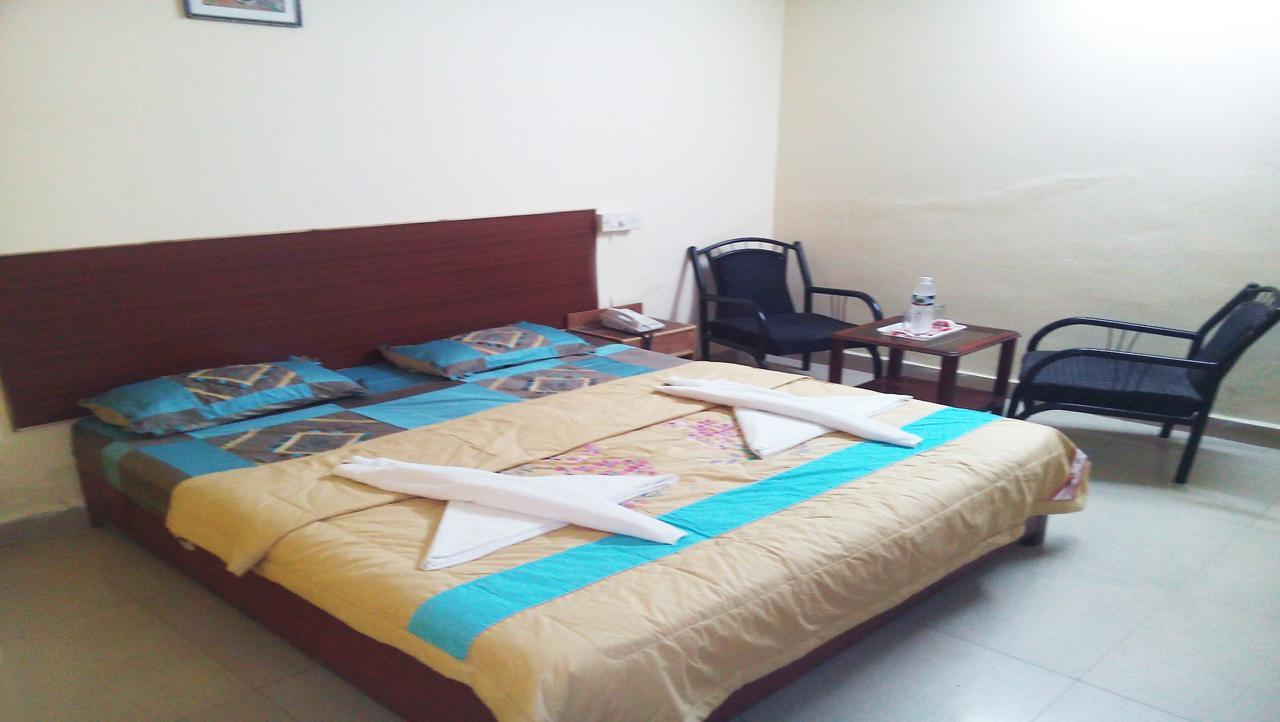 Vaishnavi Group Of Hotels Hyderabad Bagian luar foto